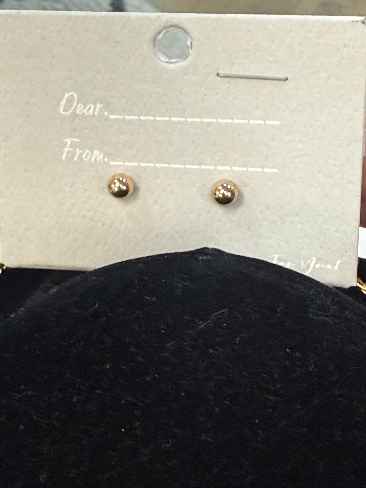 Gold chain and studs set
