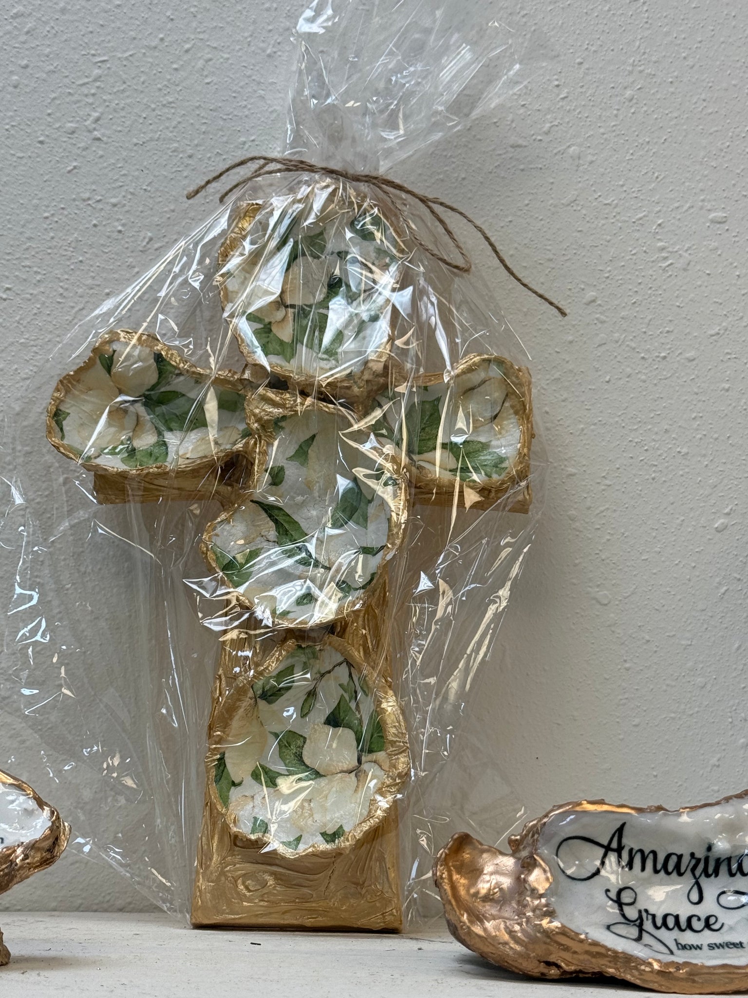 Oyster Cross
