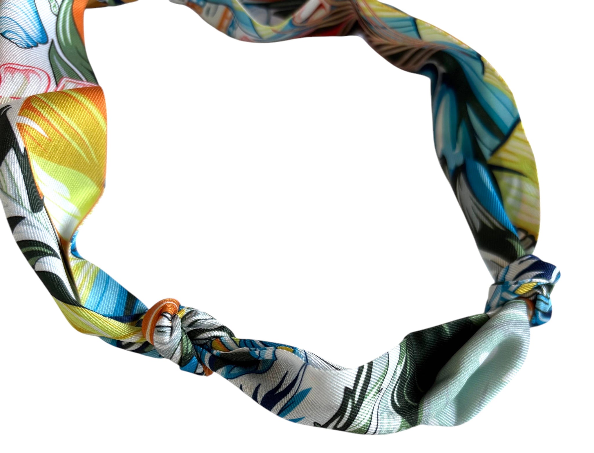 Vertical pearl scarf necklace